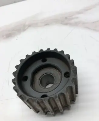 Volkswagen PASSAT B6 Crankshaft pulley 038105263H