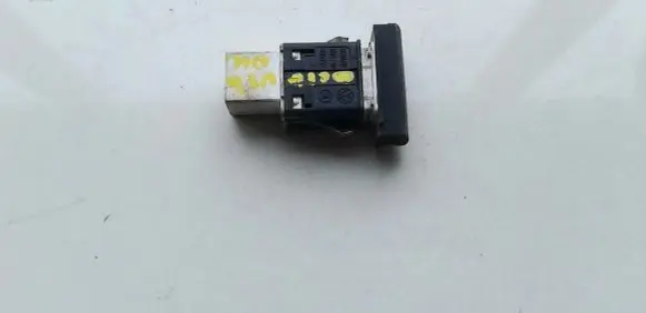 Traction control (ASR) switch