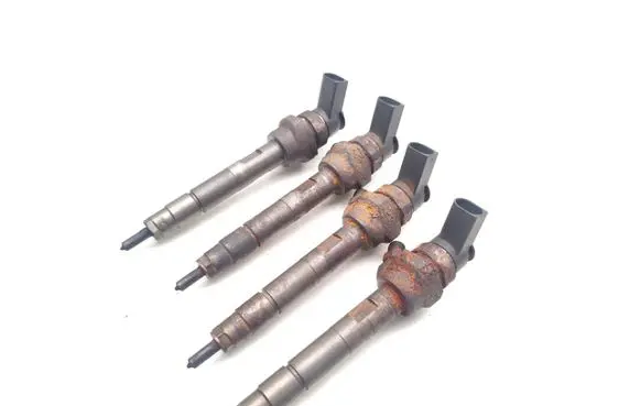 BMW 1 E81 E87 Fuel injectors set 7798446 0445110289