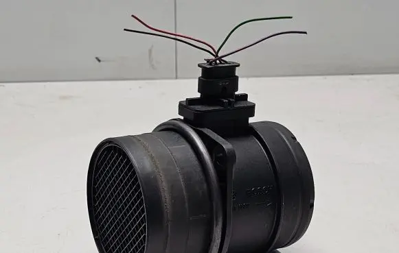 Audi A4 S4 B8 8K Mass air flow meter 03L906461A 288308511 0281002956