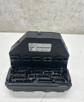 Mercedes-Benz CLS C218 AMG Fuse box set A2129007024 A2319021501 A2129015404