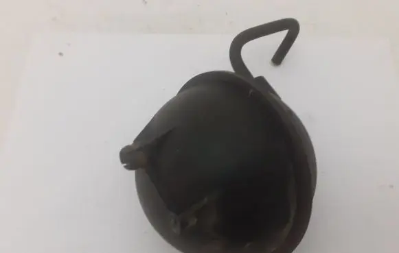 Vacuum air tank