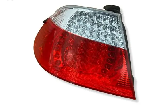 BMW 3 E46 Rear/tail lights 6937453