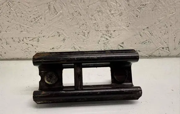Volkswagen Transporter - Caravelle T6 Rear seat guide rail 7H0883873F