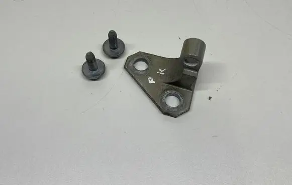 Volkswagen Golf VI Front door upper hinge 1K0831401N