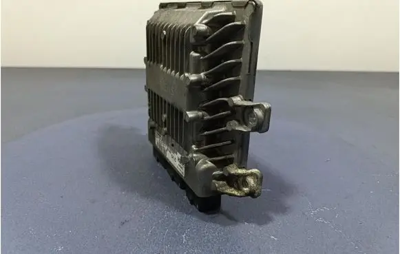 Volvo V50 Engine control unit/module ECU 30743623