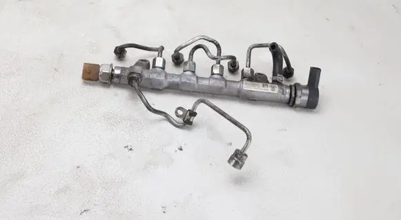 Volkswagen Tiguan Fuel main line pipe 03L130089J 03L906051 057130764AB