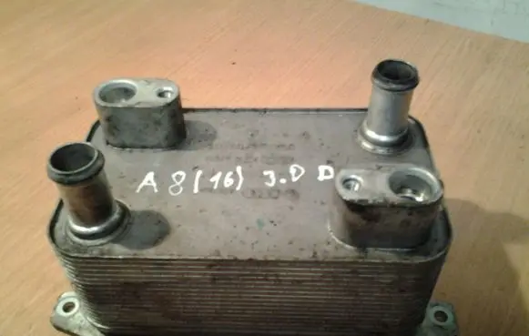 Audi A8 S8 D3 4E Transmission/gearbox oil cooler 4E0317021E KT447041