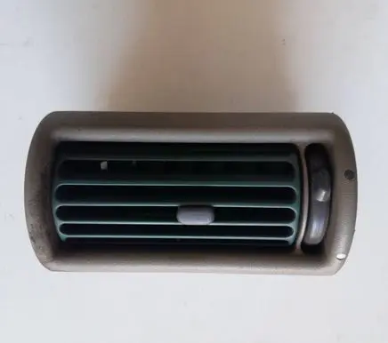 Land Rover Freelander Dashboard side air vent grill/cover trim MWC4078