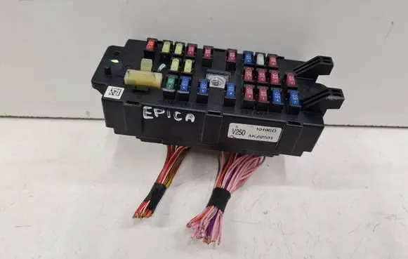 Chevrolet Epica Fuse module 10196D AK62531