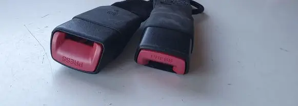 Toyota Yaris Rear seatbelt buckle