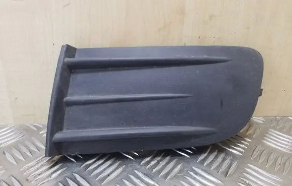 Skoda Octavia Mk2 (1Z) Front bumper lower grill 1Z0807367