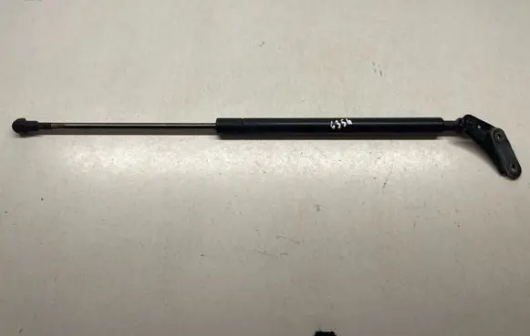 Toyota Avensis T250 Tailgate strut 6895005061