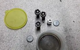 Alfa Romeo 159 Anti-theft wheel nuts and lock 