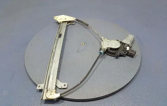 Honda Accord Front door window regulator with motor 