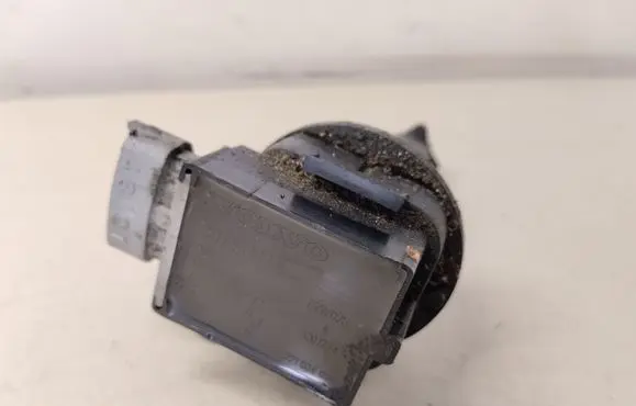 Volvo C30 High voltage ignition coil 30713417 1220703027 0221604010