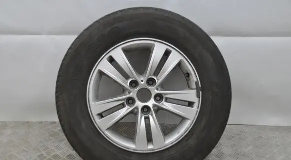 KIA Sportage R12 spare wheel