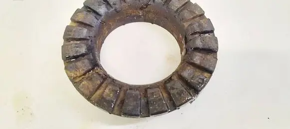 Volvo XC60 Front coil spring rubber mount 6G915599BAA 6G91-5599-BAA