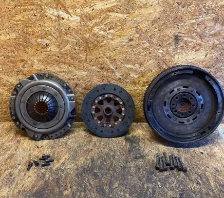 Mercedes-Benz E W124 Clutch set kit