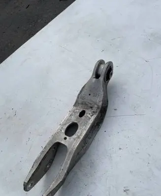 Audi Q7 4M Rear upper control arm/wishbone 4M0505311J