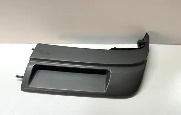 Mazda E2000 - E2200 Under headlight/headlamp trim 0410646L