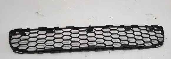 Toyota Corolla Verso E121 Front bumper lower grill 531120F0