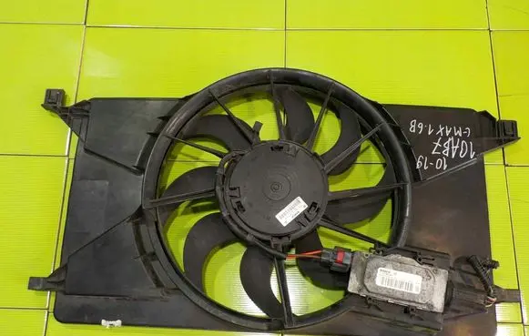 Ford C-MAX II Fan set 10AB7 8V618C607F
