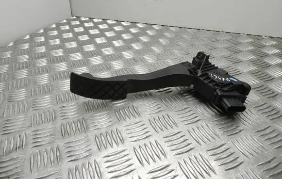 Audi A1 Accelerator throttle pedal 5Q1721503J T3476