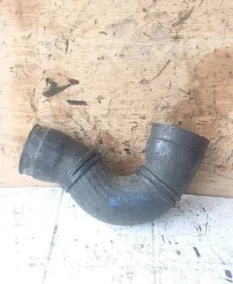 Volkswagen Golf IV Intercooler hose/pipe 1J0145838E