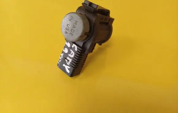 Volkswagen Caddy Turbo solenoid valve 1J0906283C
