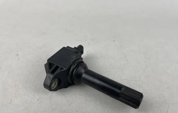 Subaru Legacy High voltage ignition coil FK0453
