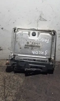 Skoda Fabia Mk2 (5J) Engine control unit/module 045906019CE