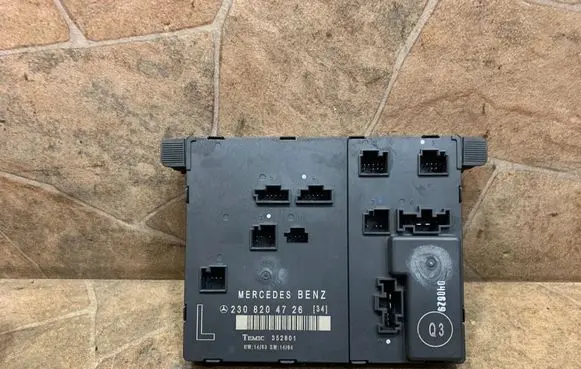 Mercedes-Benz SL R230 Door control unit/module A2308204726