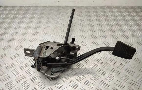 KIA Stonic Clutch pedal 93840F2100