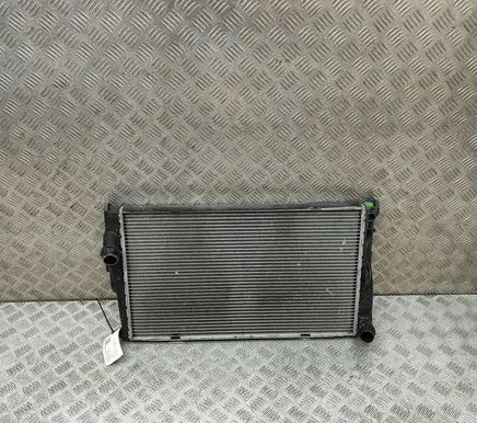 BMW 1 E81 E87 Coolant radiator 7788903