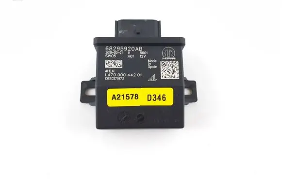 Jeep Wrangler Light module LCM 68295920AB P68295920AB 147000044201