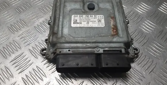 Mercedes-Benz ML W164 Engine control unit/module A6421506491 0281013382