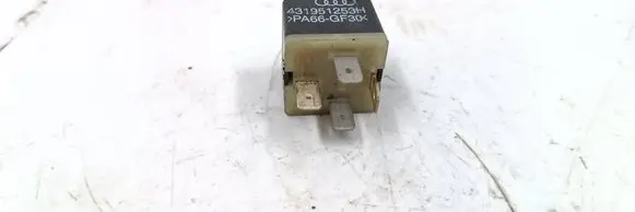 Audi A6 S6 C5 4B Other relay 431951253H