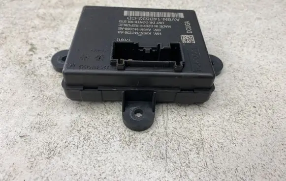 Ford C-MAX II Door control unit/module AV6N14C236AB AV6N14B532CD AV6N14C068AE