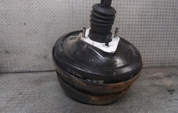 Land Rover Freelander Brake booster SJB102022