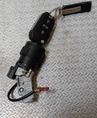 Citroen C4 Cactus Ignition lock 9673257480