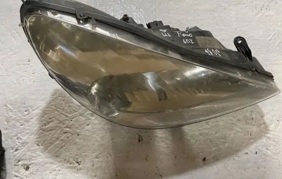 Peugeot 607 Headlight/headlamp 9641958980 89005375 01032001