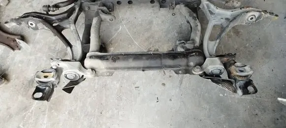 Mercedes-Benz ML W164 Front subframe