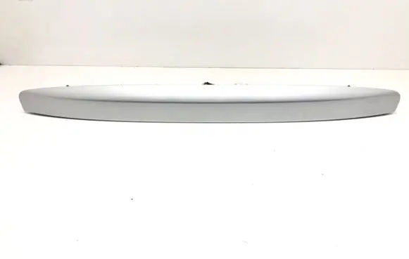 Suzuki SX4 Trunk door license plate light bar 