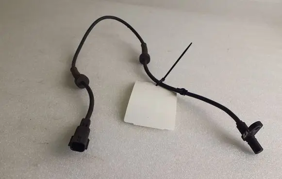 Nissan Qashqai ABS rear brake sensor PA612 GF33