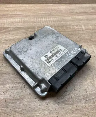 Volkswagen PASSAT B5 Engine control unit/module ECU 038906019A 0281001691
