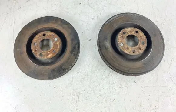 Audi A4 S4 B6 8E 8H Front brake disc