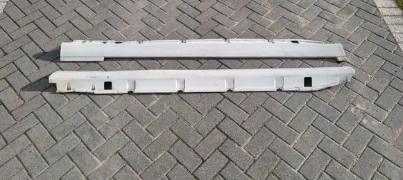 BMW 5 E34 Sill 2230376 2230375
