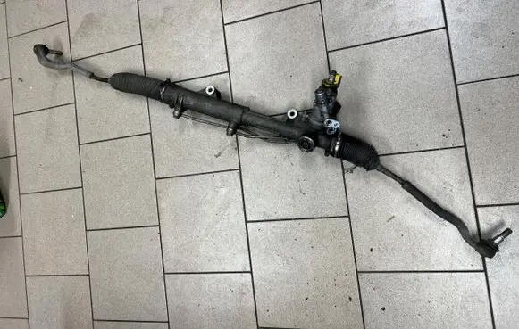 Mercedes-Benz E W212 Steering rack