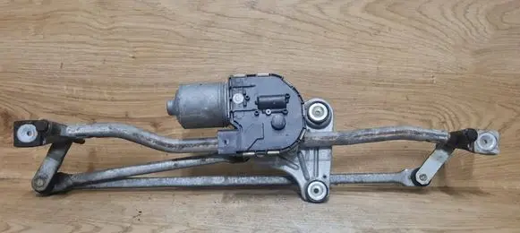 Front wiper linkage and motor